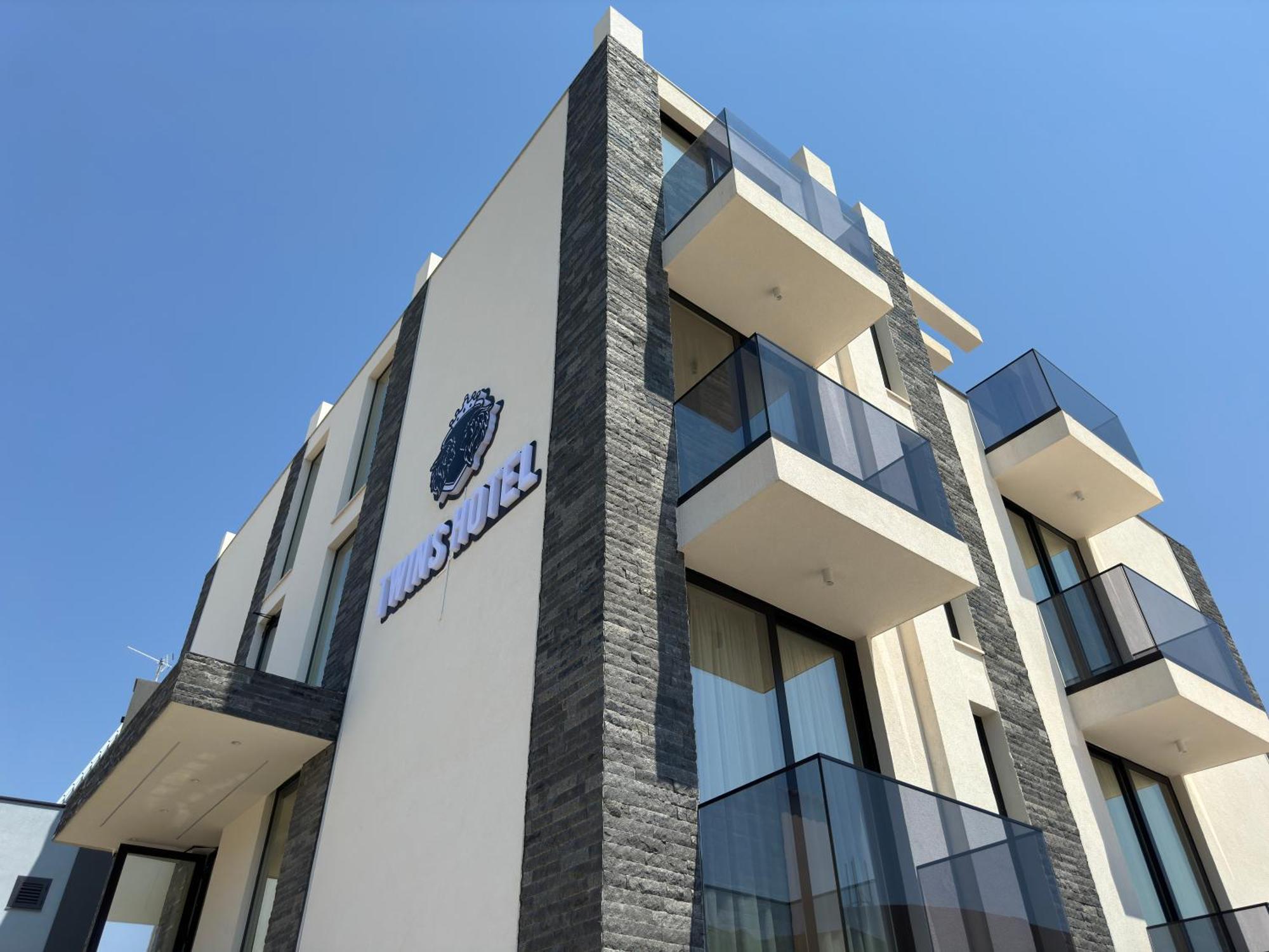 Twins Hotel Vlorë Exterior foto